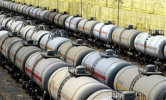 Запрет на импорт топлива из РФ поддержал уровень нефтепереработки в Казахстане