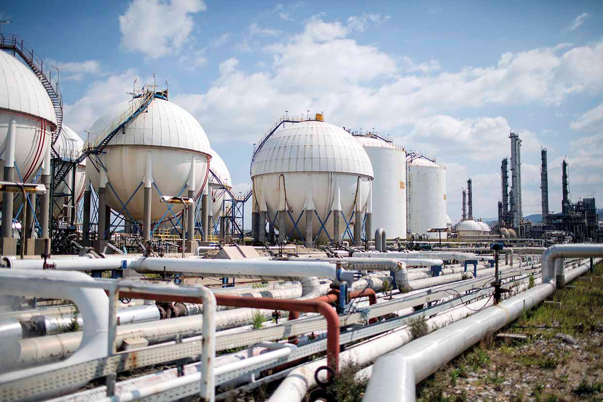 Резервуары нефтехимических заводов Petkim в Турции