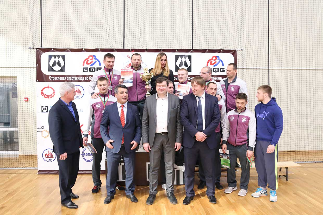 В Минске прошла республиканская отраслевая спартакиада по борьбе среди работников нефтехимического комплекса.