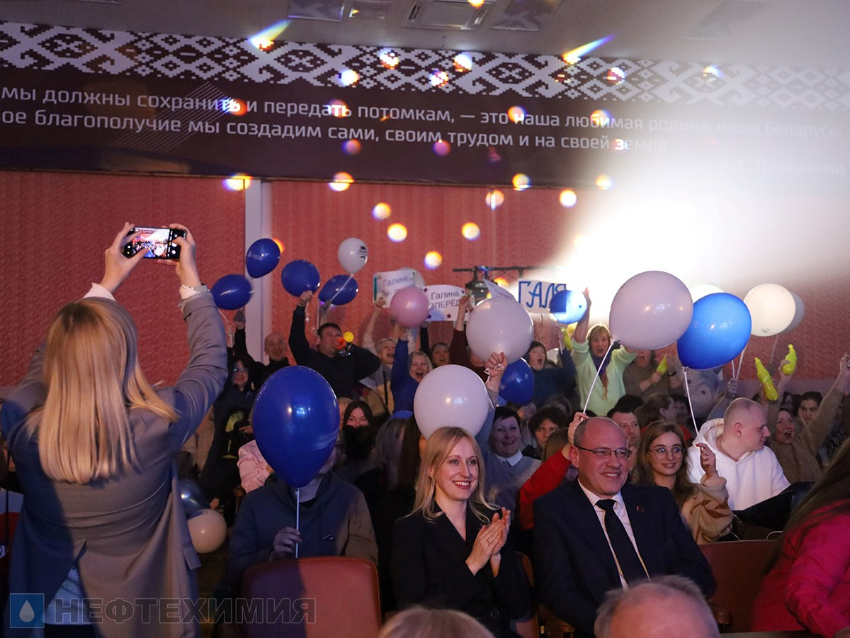 Названы победители конкурса красоты и творчества ОАО «СветлогорскХимволокно» 
